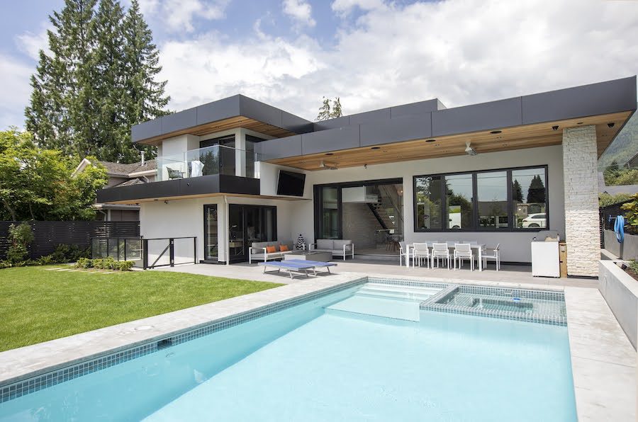 Belmonte Modern Home Outdoor Living