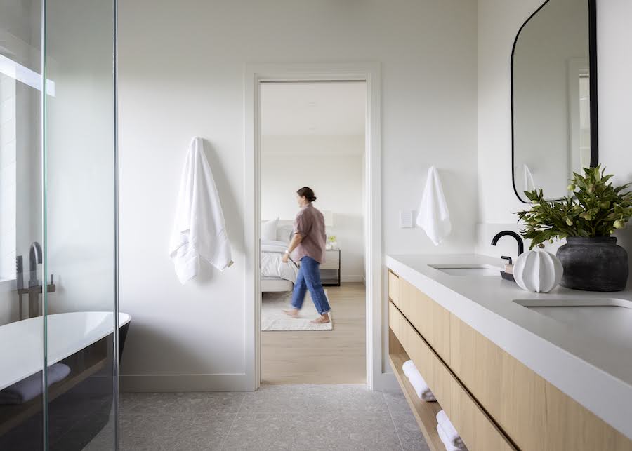 Braeside Modern Home Ensuite