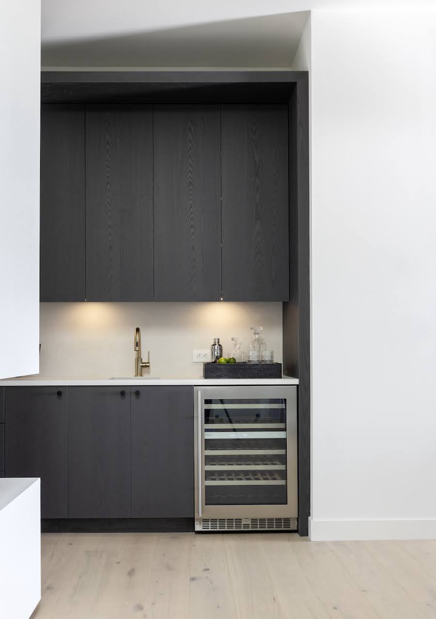 Braeside Modern Home Luxury Home Bar