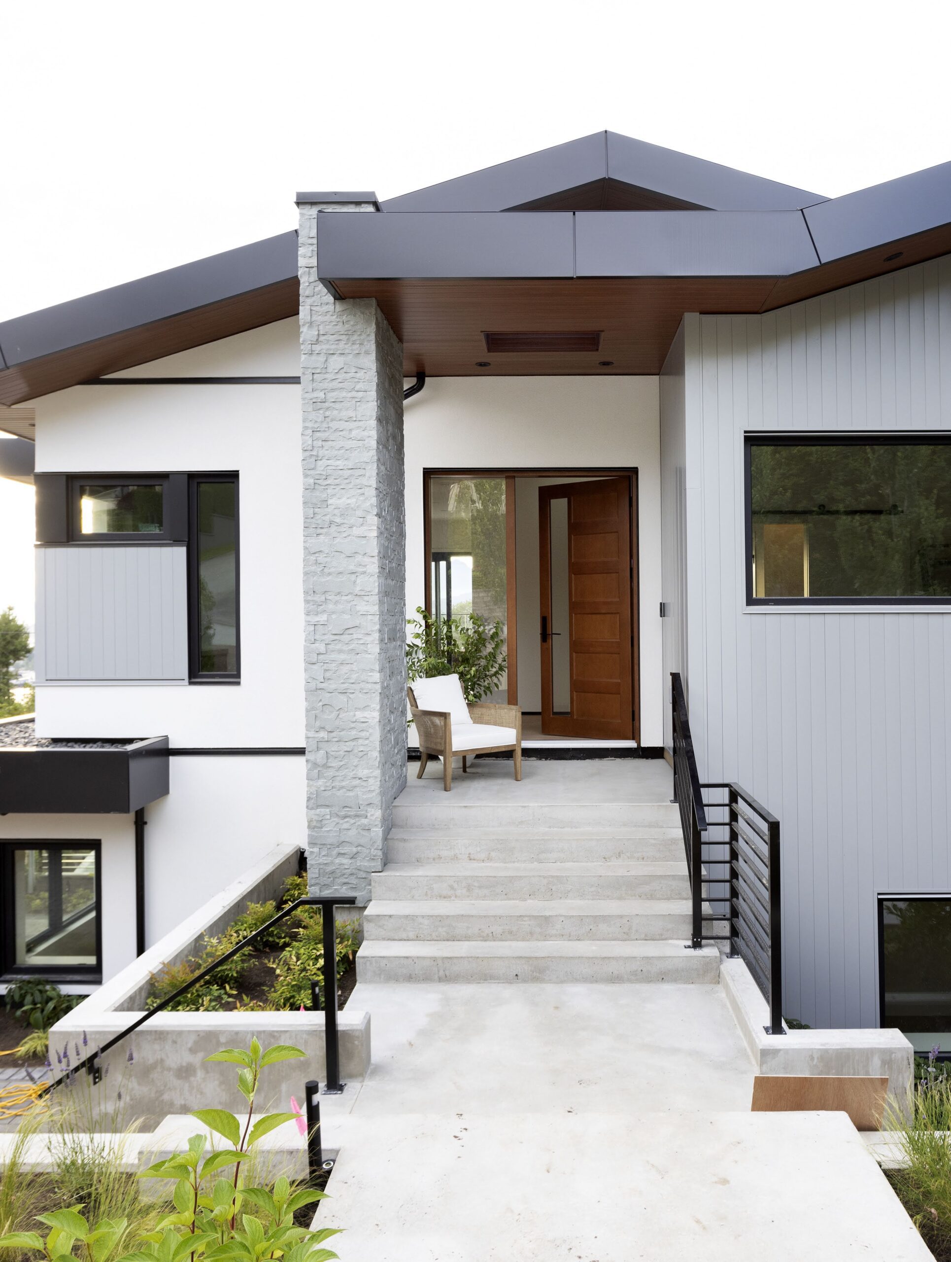 Braeside modern home exterior entrance