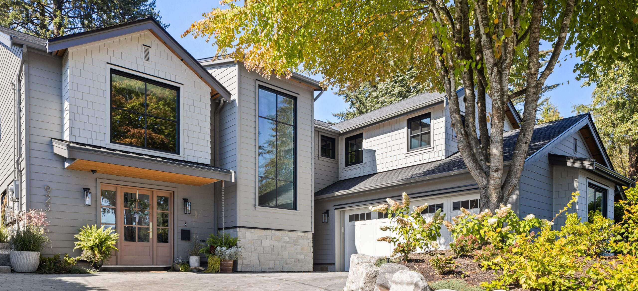 Huntingdon exterior front with katsura tree