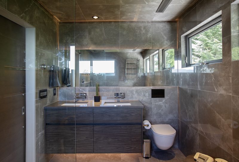 Lions Bay Master Ensuite by Mike Holmes approved builder Hasler Homes