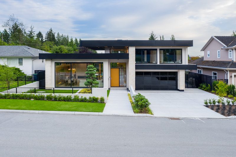 Belmonte West Coast modern home - exterior