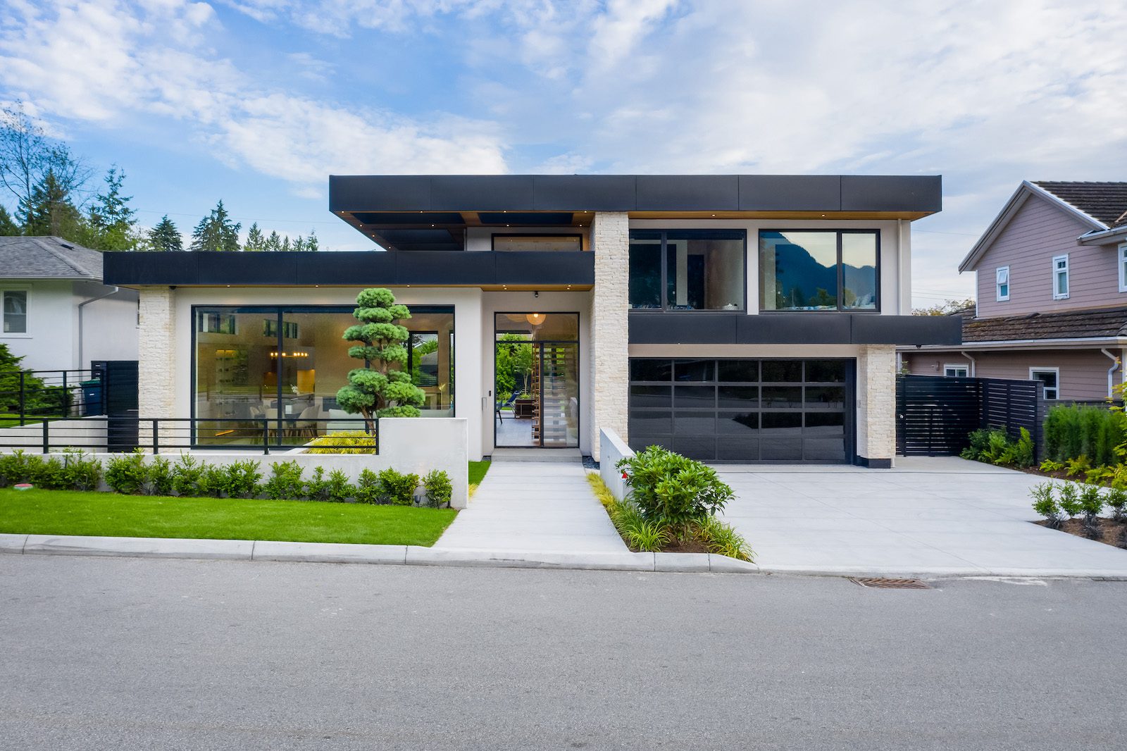 Belmonte West Coast Modern style home built by Hasler Homes