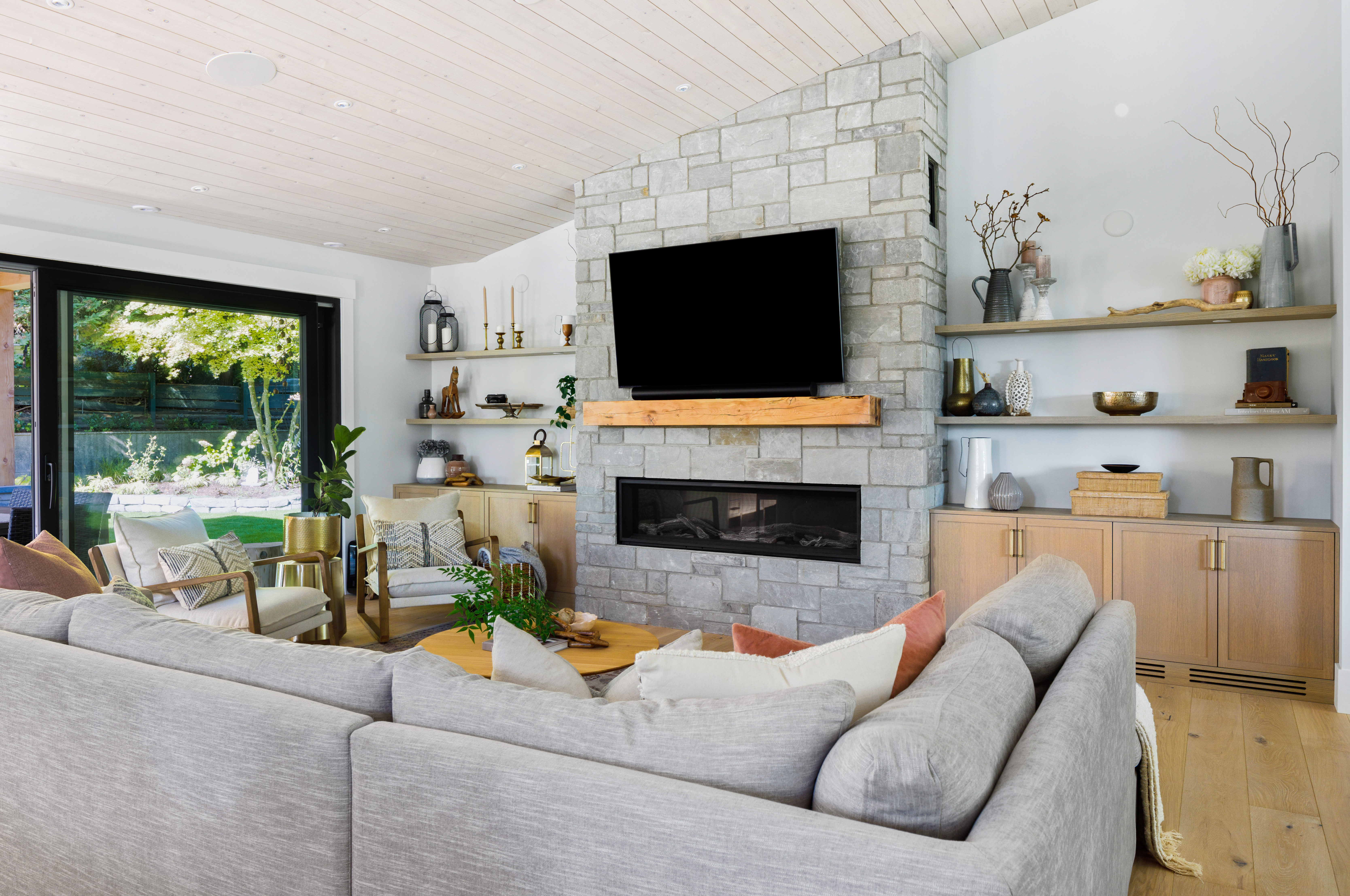 Katsura - living room after renovation