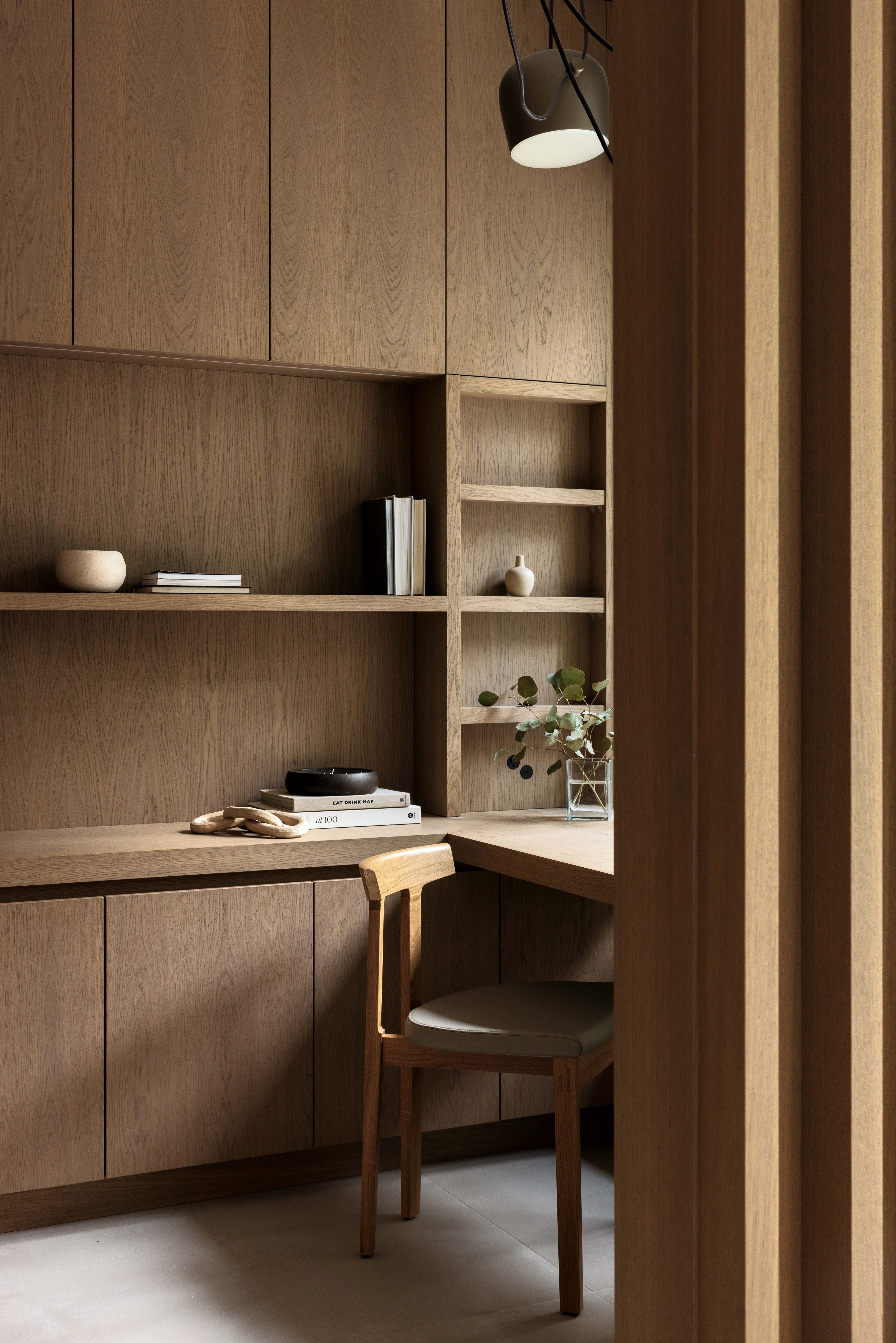 Fala custom home office